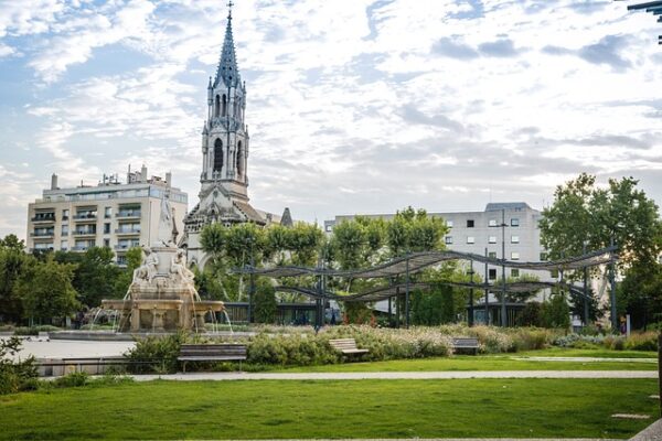 Immobilier à Nîmes : acheter, louer ou investir ?